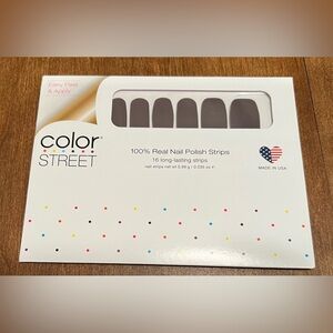 NEW Color Street Nails - Berlin It to Win It